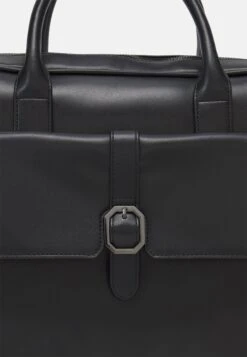 Pier One Unisex - Funda Para Portátil - Black -Tienda De Moda Boutique 0cbc82cc07df4bd5815b2850eb2f091c
