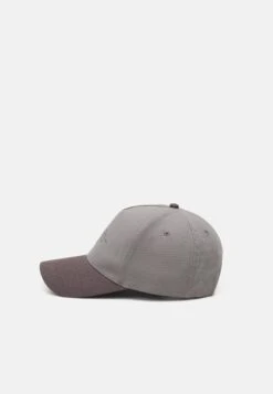 Pier One Unisex - Gorra - Grey/Dark Grey 6 Pier One Unisex - Gorra - Grey/Dark Grey -Tienda De Moda Boutique 0d1514bf2f2b41f7b07e0906b1d9b71f