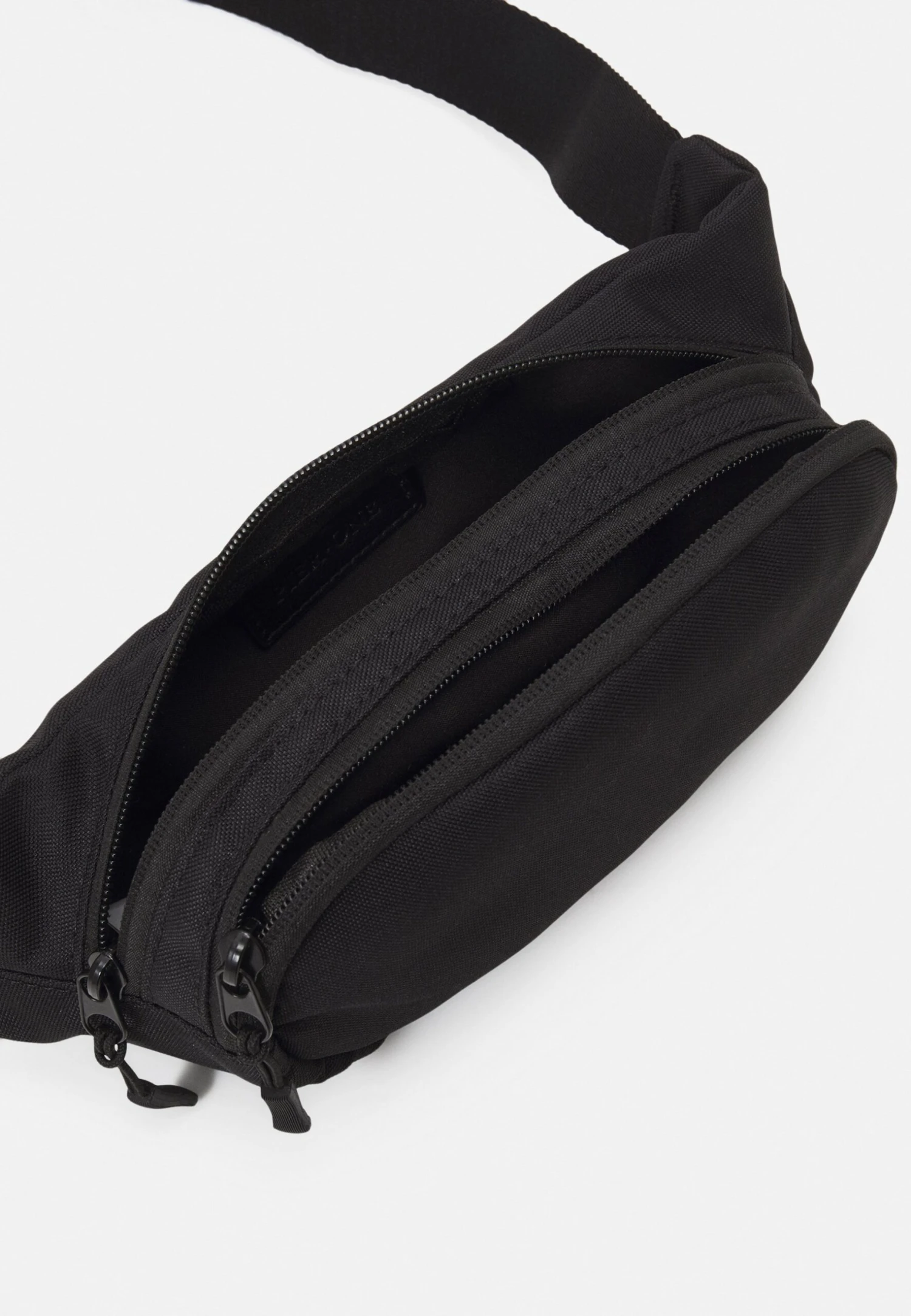 Pier One Riñonera - Black 3 Pier One Riñonera - Black - Imagen 3