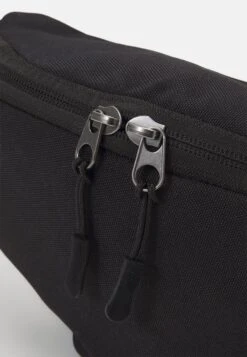 Pier One Riñonera - Black -Tienda De Moda Boutique 125683be70844f65a706e09415f5aff3