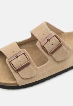Pier One Leather Unisex - Pantuflas - Beige -Tienda De Moda Boutique 1ac33122e3c841b6b5f9c0afc4c244b0