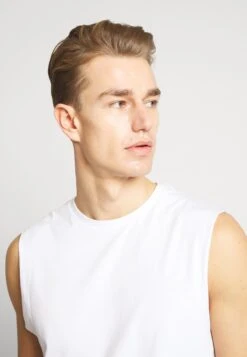 Pier One 3 Pack - Camiseta Básica - Grey/White/Black -Tienda De Moda Boutique 21dde7acbf5b42698638ca153e5020d5