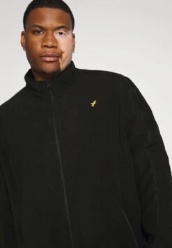 Pier One Forro Polar - Black -Tienda De Moda Boutique 2aef57e676144097bcc1531435707b62