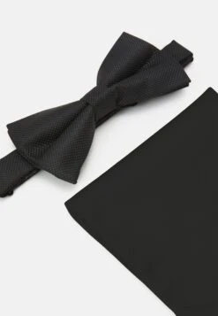 Pier One Set- Otros Accesorios - Black -Tienda De Moda Boutique 2cca1eb0efd04088b69965831c1a5978