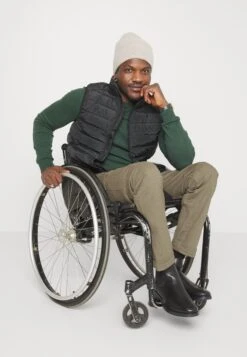 Pier One Chaleco - Black 17 Pier One Chaleco - Black -Tienda De Moda Boutique 336bb9182f0a4a37bec68dd5919004c6