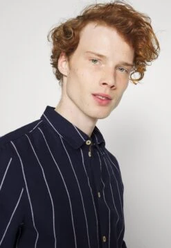 Pier One Linen Mix Stripe - Camisa - Dark Blue -Tienda De Moda Boutique 368860f76af348d18efc7d675b2e5f38