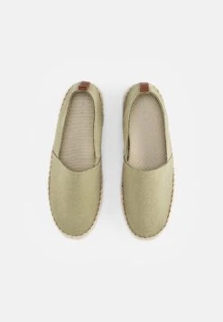 Pier One Rena Espadrille Unisex - Alpargatas - Olive -Tienda De Moda Boutique 37f61750ec004994b62ae6ddcfad1a43