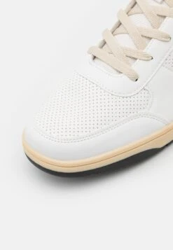 Pier One Zapatillas Altas - White -Tienda De Moda Boutique 4139c5b1419647a280655db10f43a30b