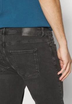 Pier One Vaqueros Rectos - Black -Tienda De Moda Boutique 4848de02ac0f4f06a014894ad9cb2258