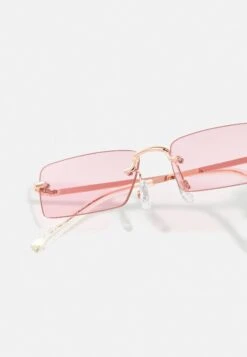 Pier One Unisex - Gafas De Sol - Pink -Tienda De Moda Boutique 48d6d36db7944e98b393bb316d299a57