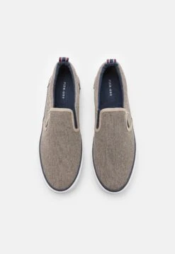 Pier One Unisex - Zapatillas - Taupe -Tienda De Moda Boutique 4bfc3dea16e84e949402e19f285476a8