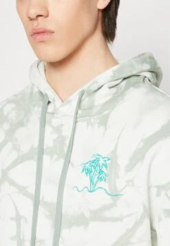 Pier One Jersey Con Capucha - Green -Tienda De Moda Boutique 5200ce2384904e77836c6960bf6d3e69