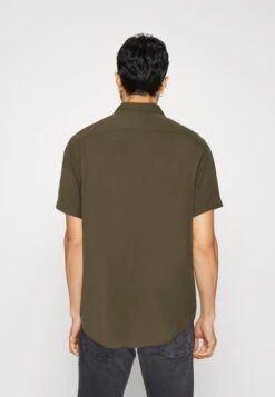 Pier One 2 Pack - Camisa - Olive/Black -Tienda De Moda Boutique 546821186edc45e88d5685683acdc761