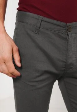 Pier One Pantalones Chinos - Dark Grey -Tienda De Moda Boutique 57afc5e7d2fb4fccb50811bdf725c68c