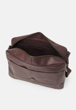 Pier One Leather Unisex - Funda Para Portátil - Brown -Tienda De Moda Boutique 5b4d14f90e4c4510b679f04d80f27b19