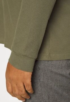 Pier One Camiseta De Manga Larga - Olive -Tienda De Moda Boutique 612d7def041345c5919aa60fd72cef62