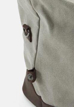 Pier One Unisex - Bolsa De Viaje - Grey -Tienda De Moda Boutique 6fa7c56bd7a241beadc9861c482d7855