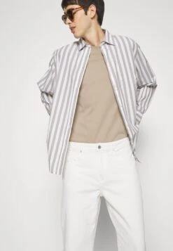 Pier One Carpenter Colored Twill- Vaqueros Rectos - Off-White -Tienda De Moda Boutique 77b17a64a879489bb9510906e2f8dbc4