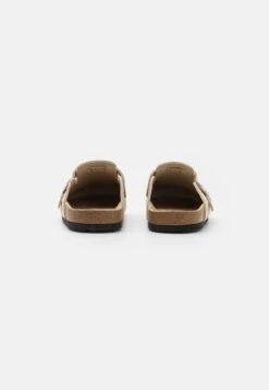 Pier One Leather Unisex - Pantuflas - Beige -Tienda De Moda Boutique 7fc4209f0b9d443b96717beece6deee4