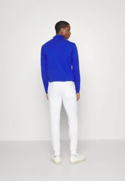 Pier One Pantalones Deportivos - White -Tienda De Moda Boutique 8331affdd7f0488692bf512a43af10d8