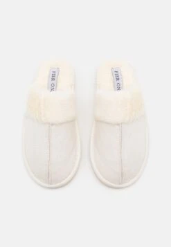 Pier One Pantuflas - Off-White -Tienda De Moda Boutique 8a81c8a71b39417c9dbc6b7b37250711