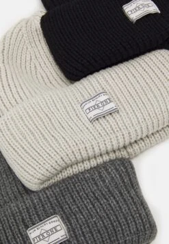 Pier One Unisex 3 Pack - Gorro - Black/Dark Grey/Off-White 5 Pier One Unisex 3 Pack - Gorro - Black/Dark Grey/Off-White -Tienda De Moda Boutique 95a5e9e5960d44b887ec581a941f516e