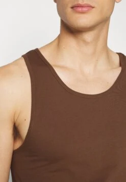 Pier One 3Pck Skin Tone Rib Vest- Camiseta Interior - Brown -Tienda De Moda Boutique 9f31fc2f68bd4a4785af045b430b1d83