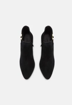 Pier One Leather - Botines - Black -Tienda De Moda Boutique ac0e8a9e2f444ed7b2bb2294947141ff