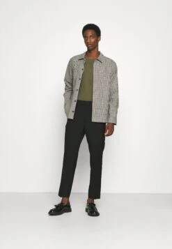 Pier One Camiseta De Manga Larga - Black/Dark Grey/Olive