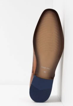 Pier One Leather - Zapatos Con Cordones - Cognac -Tienda De Moda Boutique bd7073ea68f641d3aea91bfbbc2dbafd