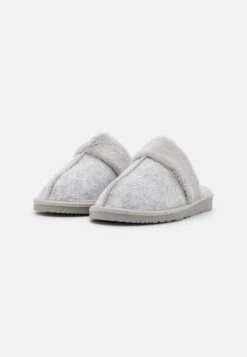 Pier One Pantuflas - Grey -Tienda De Moda Boutique bfff2adf080040eda5a8c424bf45895b