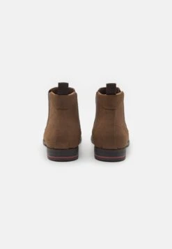 Pier One Unisex - Botines Bajos - Brown -Tienda De Moda Boutique c21da10ddfa54fcdaded4d555bc8c91d