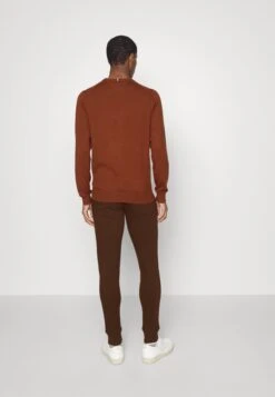 Pier One Pantalones Deportivos - Brown -Tienda De Moda Boutique c6c8f867f5d24460940453e886a529b4