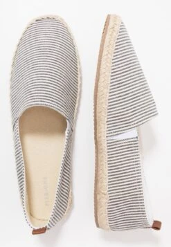 Pier One Rena Espadrille Unisex - Alpargatas - White/Blue -Tienda De Moda Boutique cf36b3a120304b8ca2a7c4aab8305f1b