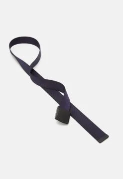 Pier One Unisex 3 Pack - Cinturón - Black/Dark Blue/Grey -Tienda De Moda Boutique d5f368a6536a4402ab60868101e54755