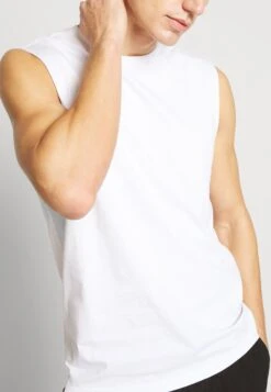 Pier One 3 Pack - Camiseta Básica - Grey/White/Black -Tienda De Moda Boutique ddc181212b114a928b8f59830838a329