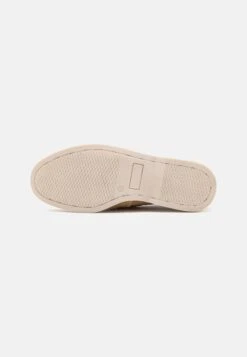 Pier One Leather Unisex - Náuticos - Beige -Tienda De Moda Boutique df77dd037ba746e7a11c216a0cf8dae9