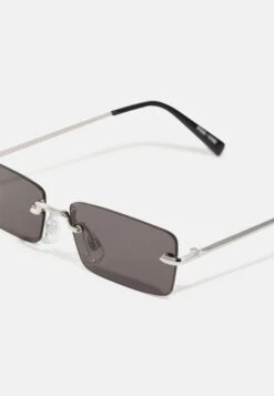 Pier One Unisex - Gafas De Sol - Black -Tienda De Moda Boutique e15ab6ee6bcb46b3b75eb870236169a4