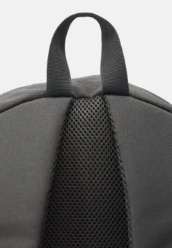 Pier One Unisex - Mochila - Dark Grey -Tienda De Moda Boutique ec7d8699ca1b4b109aabe42c6e52c840