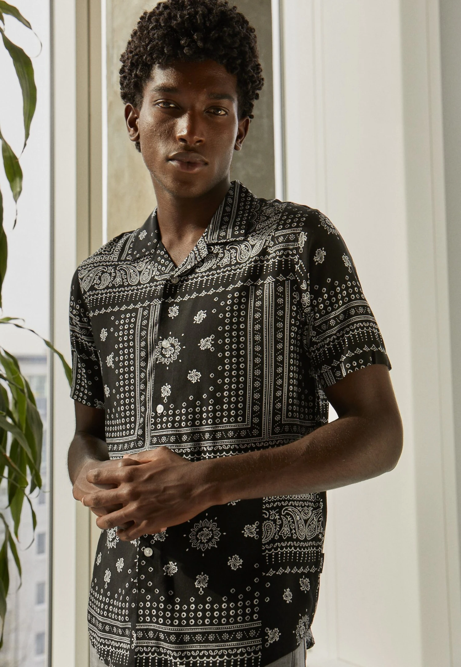 Pier One Unisex - Camisa - Black 3 Pier One Unisex - Camisa - Black - Imagen 3