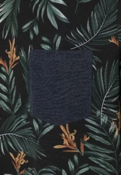 Pier One 2 Pack - Camiseta Estampada - White/Multi-Coloured -Tienda De Moda Boutique f60a19bf04324eb98fa6e9c69f399f60